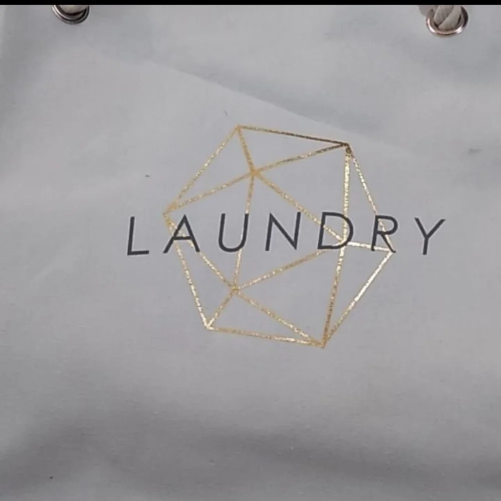 White Laundry Tote with Rope Handles
